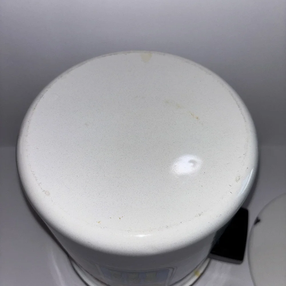 N/A vintage enamel